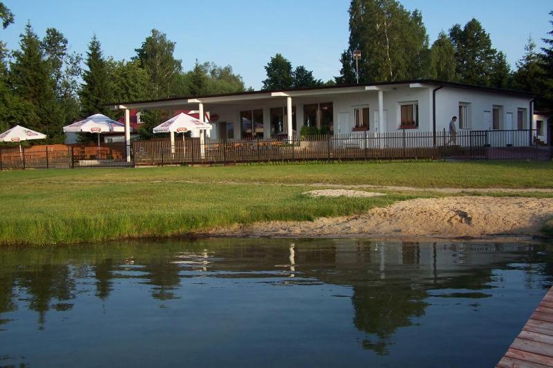 "Vanilla" Pokoje I Apartamenty Nad Brzegiem Jeziora โอคุนินกา ภายนอก รูปภาพ